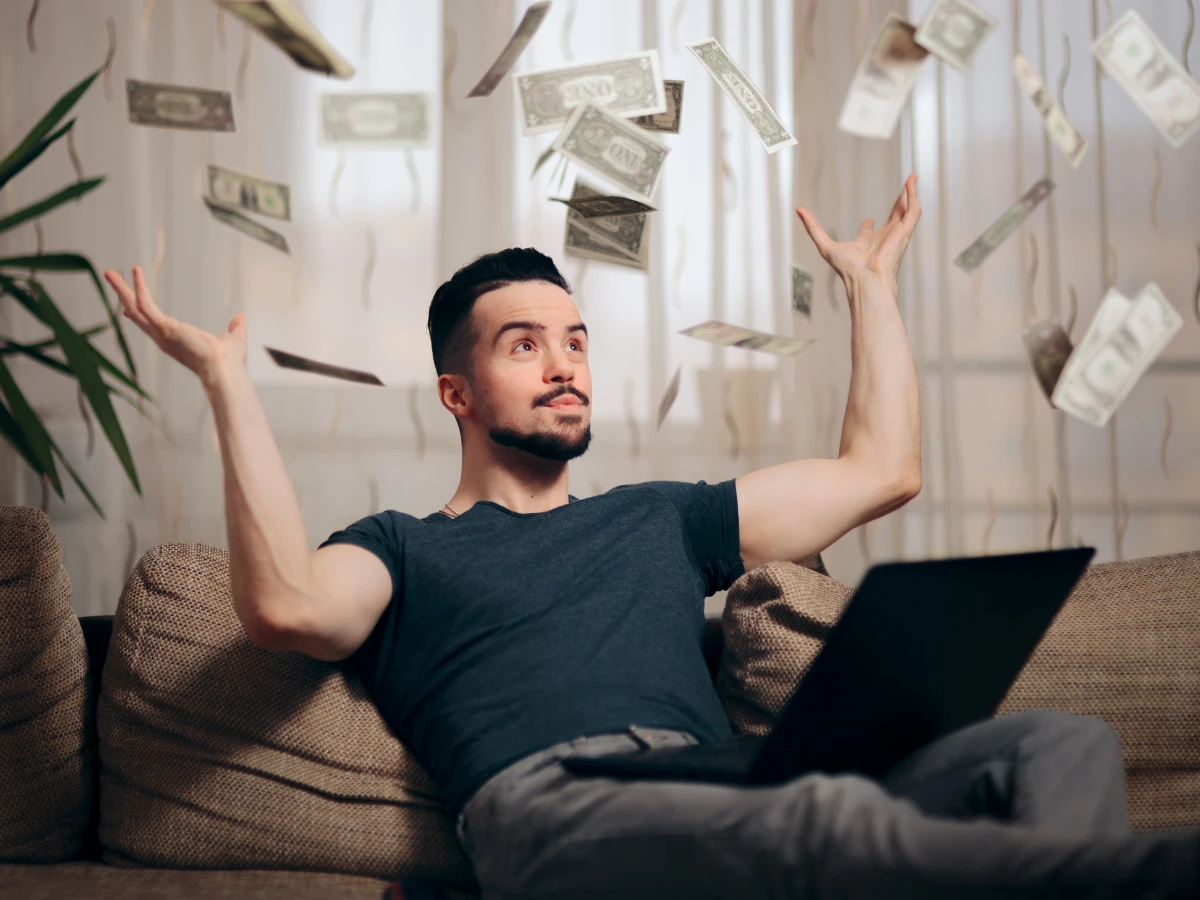 أفضل 12 طريقة للربح من فيسبوك